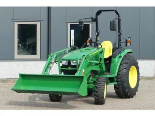 John Deere 4052M 4wd HST / 0004 Draaiuren / Voorlader