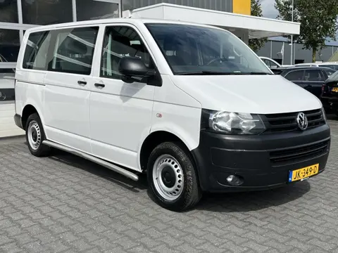 Volkswagen Transporter 2.0 TDI L1H1 Kombi 9 persoons BTW en BPM vrij Airco Cruise control Trekhaak P