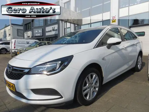 Opel Astra Sports Tourer 1.0 Business+ in prijs verlaagd airco ,navigatie ,pdc,cruise control