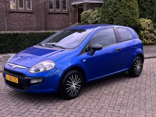 Fiat Punto Evo 1.4 Business 2011! Nieuwe versnellingsbak! Airco! Goed rijdend! Sportief autootje! We