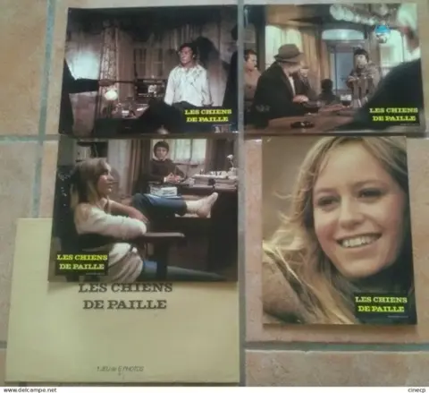 STRAW DOGS lobbycard set.**