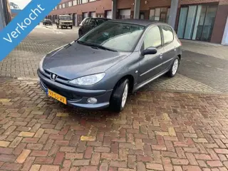 Peugeot 206 1.4 Air-line 3! 2006! Apk t/m 11-24!! Airco! 192 DKM!