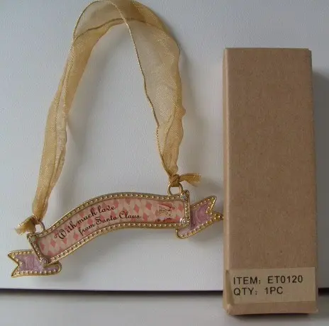 TEKSTPLAATJE MET WITH MUCH LOVE FROM SANTA CLAUS 120 stuks