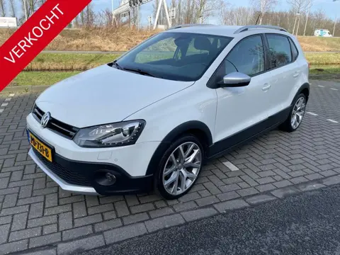 Volkswagen CROSS POLO  1.4 TDI | DSG | LED | NAVI