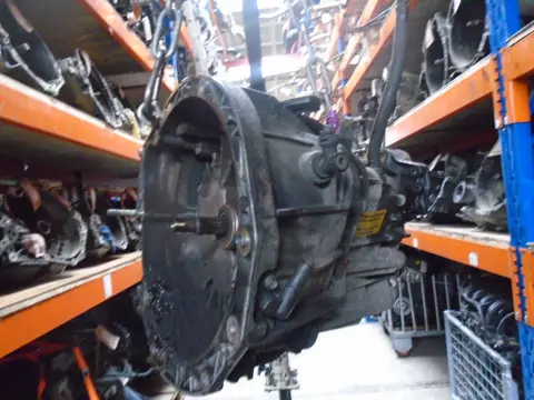 Opel Vivaro/Renault Trafic 1.9D 01-07 Versnellingsbak PK5019