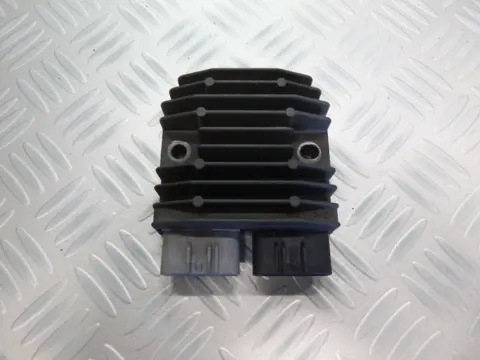 SPANNINGSREGELAAR Yamaha FZ8 2010 - 2015