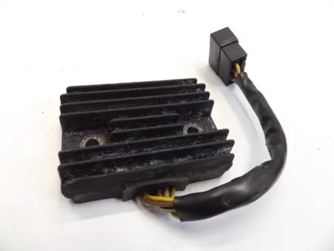 SPANNINGSREGELAAR Kawasaki ER 5 1997 - 2005