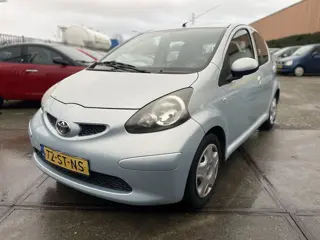 Toyota Aygo 1.0-12V + AIRCO!! (bj 2006)