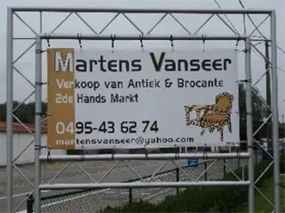Martens &amp; Vanseer