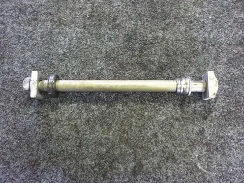 ACHTER AS Triumph Tiger 1050 2007 - 2010