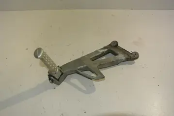 DUO VOETSTEUN LINKS Triumph Sprint ST 955 1999 - 2005