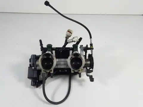 GASKLEPHUIS Kawasaki ER 6 2007 - 2011