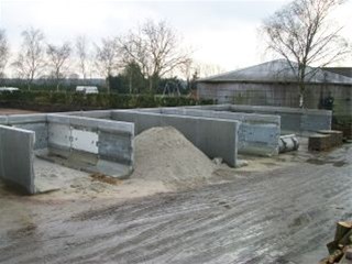 Keerwanden en betonplaten