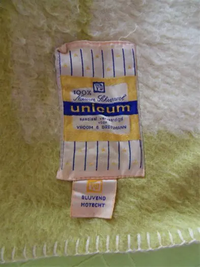 Te koop 100% schewerwollen deken