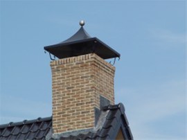Schoorsteenkap van RVS op maat gemaakt