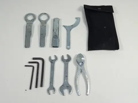 GEREEDSCHAPSET Kawasaki ER 6 2012 - 2016