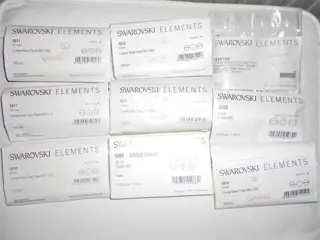 Swarovski parels/steentjes/benodigheden