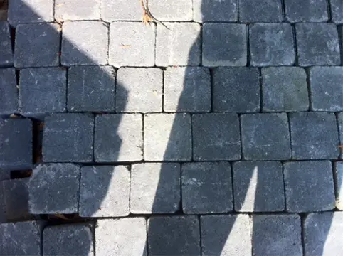 Tegels en koppelstones