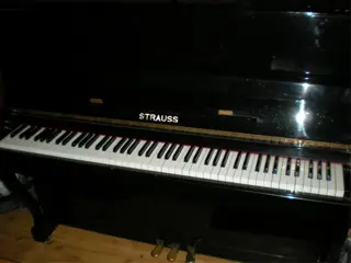 PIANO huren voor maar 25 euro per maand