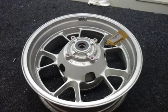 ACHTER VELG Kawasaki GTR 1400 2007 - 2010