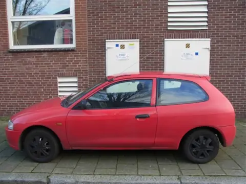 Sloopauto inkoop Den haag Mitsubishi colt 1,3 gli
