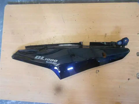 RECHTER ZIJKUIP KLEIN Suzuki DL 1000 V STROM 2005 - 2009 /