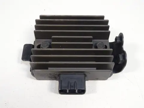 SPANNINGSREGELAAR Kawasaki Z 750 2007 - 2010