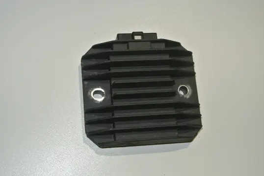 SPANNINGSREGELAAR Yamaha TDM 1996 - 2000