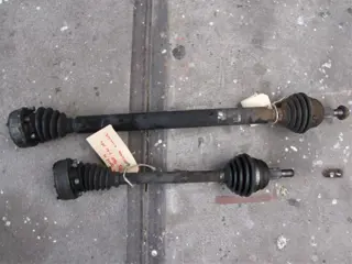 Volkswagen Golf 4 Aandrijfassen Sloopauto inkoop Den haag