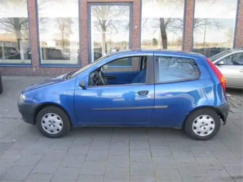 Fiat Punto 2001 Blauw metallic Plaatwerk en Onderdelen