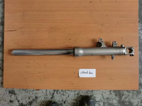 VOORPOOT LINKS COMPLEET Suzuki GSX R 600 1995 - 2000
