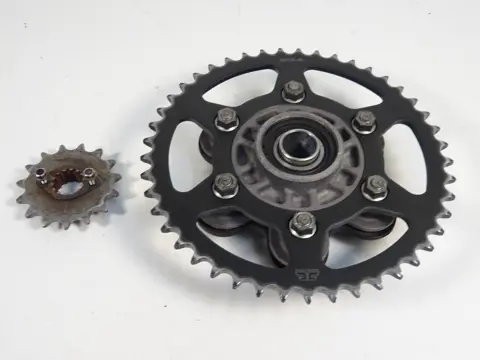 TANDWIELDRAGER Ducati monster 696 2008 - 2010