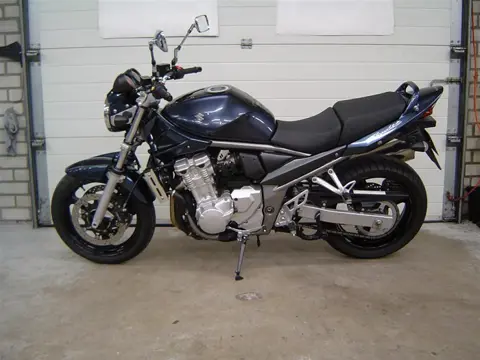 Suzuki GSF 650 K7 (2009)