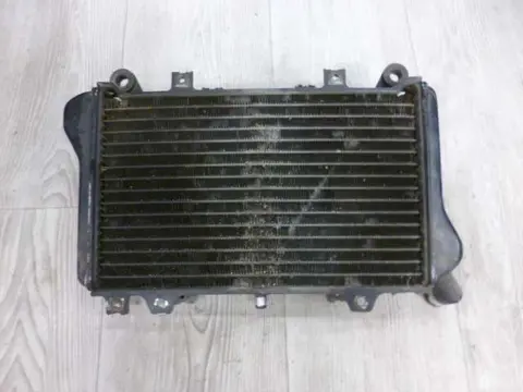 RADIATEUR Kawasaki GPX 750 1986 - 1988