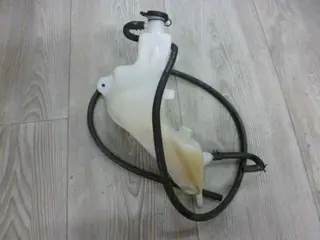 KOELVLOEISTOF RESERVOIR Triumph Tiger 1050 2007 - 2010