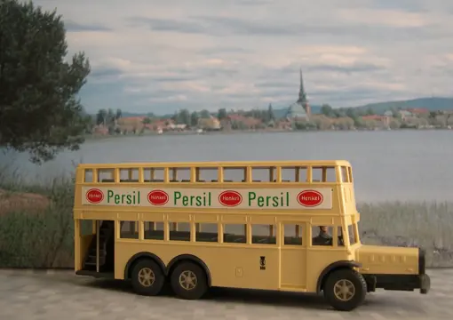 Berlin-Bus D 38 Wiking 90973. HO