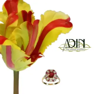 Vintage trouwring met oogverblindend mooie diamant.