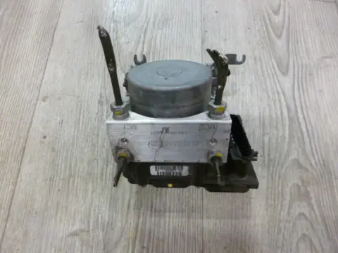 ABS POMP BMW F 800 S - ST 2006 - 2010