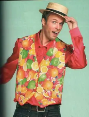 Vestje fruit, in de maten 50, 52, 54 en 56