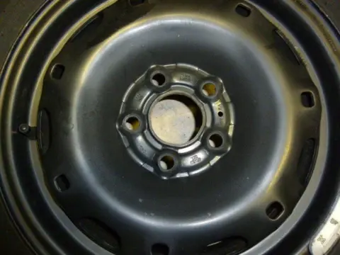 Winterbanden stalen set 175*70 R14 84T Vredestein