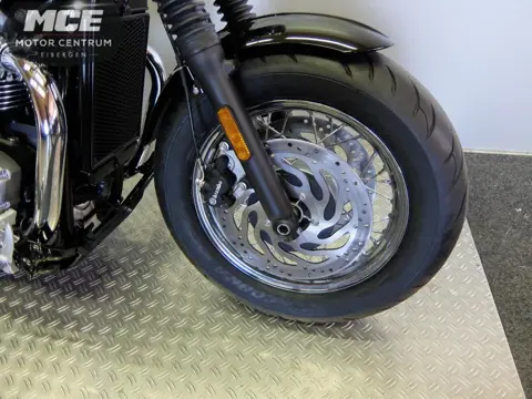 Triumph Speedmaster 1200 (2018)