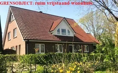 GRENSOBJECT, vrijst. woonhuis met praktijkr./dubb. bewoning