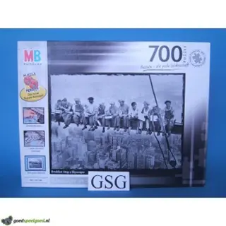 Breakfast atop a skyscraper 700 st nr. 0404 00514 186