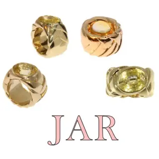 Sublieme gouden estate trouwring met geel saffier