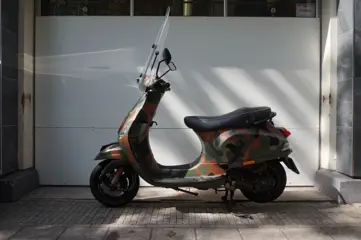 Vespa S Snor 4T Leger Groen F-228-RT