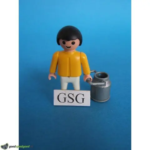 Jongen met melkbus nr. 4123-02