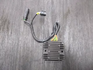 SPANNINGSREGELAAR BMW F 800 R 2009 - 2014