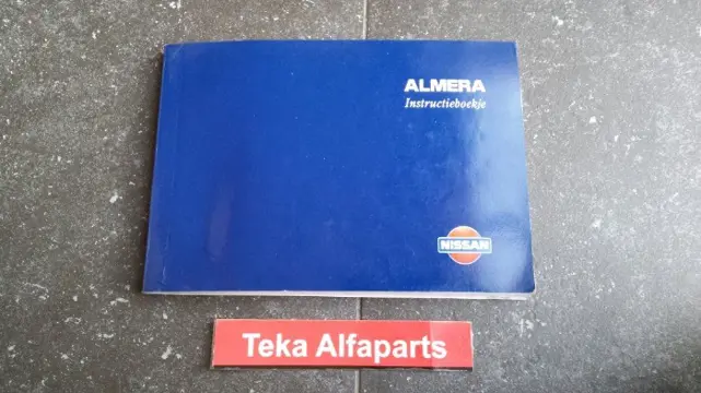Nissan Almera Instructieboekje / Owner's Manual / 2000 Used
