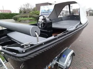 Nieuwe 4.70m sloepen!