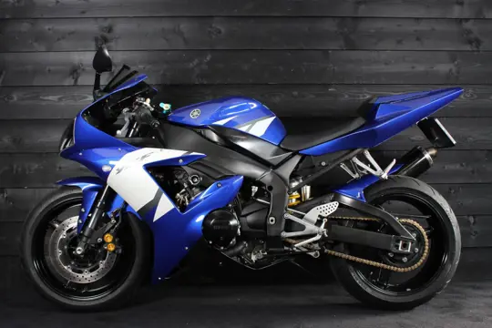 Yamaha YZF R1 (2002)